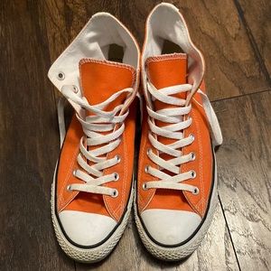 EUC mens limited edition Columbus High School Converse